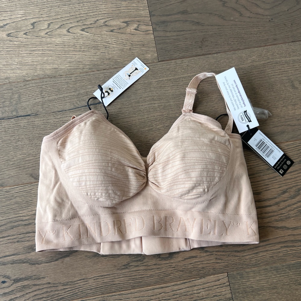 Kindred bravely sublime hands free pumping bra